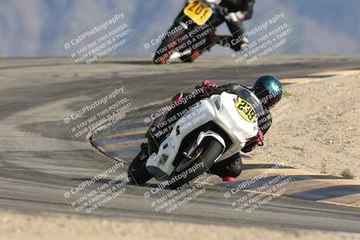 media/Nov-16-2025-Race Pace (Sun) [[8c5fa54630]]/Verified Riders/8-Turn 12 (120pm)/